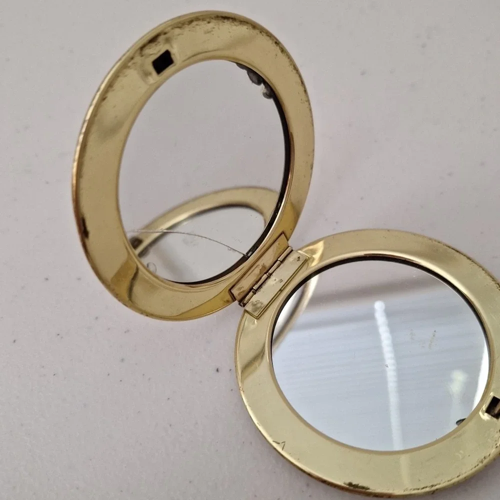 Vintage Compact Makeup Mirror Double-Sided Victorian Scene 3